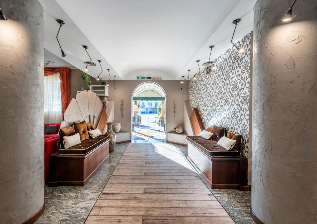 Отель La Casa Del Mulino Мероне Экстерьер фото